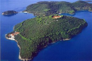 Греческие власти предлагают острова по цене квартир