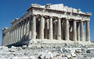 Греция усиливает меры безопасности в музеях и поднимает цены на билеты