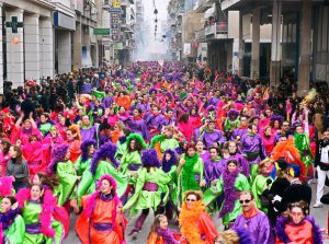 В Греции стартовал крупнейший в мире карнавал
